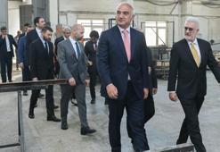 Bakan Ersoy, yeni sezon için Devlet Tiyatroları’nı gezdi!