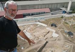 İzmir'de 8 bin 200 yıllık keşif! Yeşilova Höyüğü'nde ortaya çıkarıldı