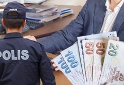 Memur ve emeklilerin yeni maaşları belli oldu! Polis, öğretmen, hizmetli memurların zamlı maaşları tek tek hesaplandı! İşte tablo