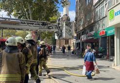 Fatih'te tadilattaki otelde korkutan yangın! İşçiler mahsur kaldı