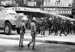 12 Eylül Darbesi mesajları ve sözleri! Darbeyi kınayan, demokrasiyi öven mesajlar ve sözler