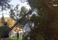 Afyonkarahisar’da helikopter iniş yaptığı sırada ağaçlara takılarak düştü