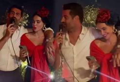 Volkan Demirel ve Zeynep Sever Demirel birlikte şarkı söyledi