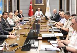 Bakan Güler, birlik komutanları ile görüştü! Talimatı verdi