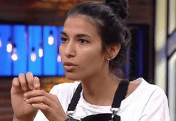 Bu kadar kısa şort Survivor'da bile yok! MasterChef Cemre'nin şortu sosyal medyayı ikiye böldü!