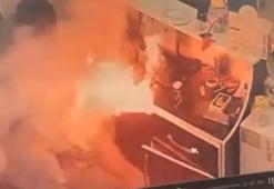 Cep telefonu bataryası bomba gibi patladı