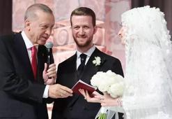 Cumhurbaşkanı Erdoğan yeğeninin nikah törenine katıldı