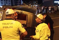 Konsere giden rap şarkıcılarını taşıyan araç kaza yaptı! Hayranları hastaneye akın etti