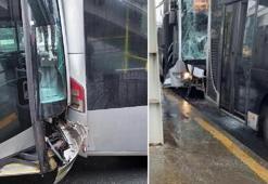 Metrobüs kazası kameralara yansıdı