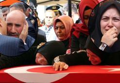 Kayseri'de teröristlerin aracını gasbedip, öldürdüğü veteriner son yolculuğuna uğurlandı