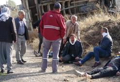 Erzurum'da takla atan kamyonet duvara çarptı! Çok sayıda yaralı var