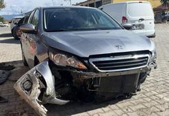 Kastamonu'da otomobil bariyere çarptı! Çok sayıda kişi yaralandı