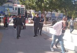 2 milyon liralık döviz ve ziynet eşyası bulunan çelik kasayı çalan 2 şüpheli tutuklandı! Suçüstü yakalandılar