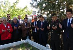 Van'da 12 yıl önceki depremde hayatını kaybedenler anıldı! 644 kişi vefat etmişti