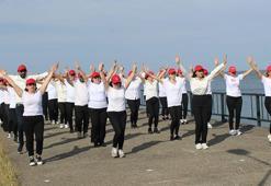 Artvin'de 100 öğretmenden 100'üncü yıla 'Atabarı'lı kutlama