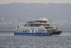 Gökçeada ve Bozcaada feribot seferlerine 'fırtına' engeli