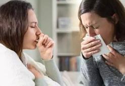 Geçmeyen öksürüğün şifası bu yöntemde! 15 dakikada etkisini gösteriyor