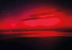 Van'da görülen Kuzey Işıkları'nın sırrı çözüldü! Uzmanlar açıkladı, Dünya'ya çarptı