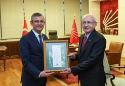 CHP’de devir teslim töreni