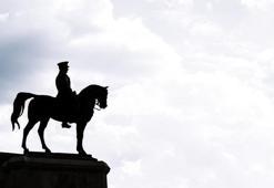 10 Kasım Atatürk sözleri resimli 10 Kasım mesajları ||| Uzun kısa anlamlı duygusal 10 Kasım sözleri ve  0 Kasım Atatürk'ü anma günü mesajları