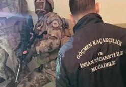 İstanbul'da göçmen kaçakçılarına operasyon: 4'ü polis 15 gözaltı