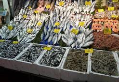 Tezgâhlar hamsi bolluğu yaşanıyor, fiyatlar geriledi