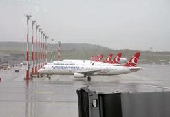 İstanbul'da fırtına hava ulaşımını olumsuz etkiledi