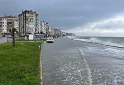Yalova'da deniz ile kara birleşti; İDO seferleri iptal
