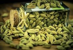 Evde kendin yap: Yılbaşına kadar 20 kilo vermek için kahveye 1 dilim ekleyin! Sadece yağdan yakıyor...