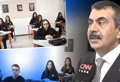 Bakan Tekin, Demirören Medya ve Teknoloji Mesleki ve Teknik Anadolu Lisesi'ni ziyaret etti