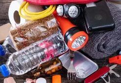 Deprem çantasında olması gerekenler AFAD tarafından sıralandı! Deprem çantası içi gerekli malzemeler (yemek, önemli eşyalar, evrak ve belgeler)