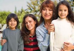 Sandık Kokusu dizisinin konusu nedir, Sandık Kokusu hikayesi gerçek mi yoksa uyarlama mı? İşte Özge Özpirinçci’nin yeni dizisi Sandık Kokusu dizinin detayları