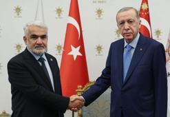 Cumhurbaşkanı Erdoğan, HÜDA PAR Genel Başkanı Yapıcıoğlu ile görüştü