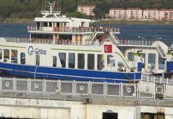 Bozcaada ve Gökçeada feribot seferlerine fırtına engeli
