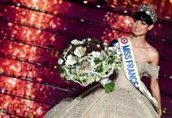 Miss France'da bir ilk... Fransa'nın yeni kraliçesi güzellik standartlarına meydan okudu!