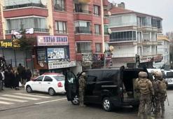 Pompalı tüfekle çevreye dehşet saçan emlakçı, ofisinde yaşamına son verdi