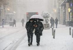 Bolu'da başladı, kar İstanbul'a lapa lapa geliyor! Meteoroloji 21 kent için fırtına ve kar uyarısı yaptı: 1-7 Ocak hava nasıl olacak?