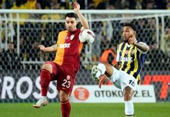 Penaltı ve kırmızı kart tartışmaları Fenerbahçe-Galatasaray derbisine damga vurdu! İşte derbideki tartışmalı pozisyonlar...