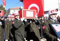 Şehit Teğmen Günay'ın annesi: Benim hakkım helal sana, sen de helal et aslanım