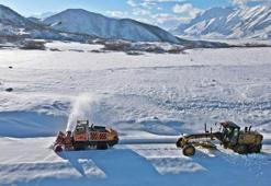Tunceli’de kar yarım metreyi geçti; 303 köy yolu ulaşıma açıldı
