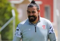 Servet Çetin, Sivasspor'dan ayrıldığını açıkladı!