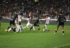 Beşiktaş’a Genesio’dan olumsuz haber geldi, rota belli oldu