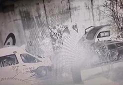 Kadıköy'de içinde yaklaşık 10 öğrencinin olduğu servis kaçırıldı