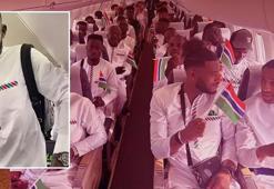 Beşiktaş'ın yıldızı ölümden döndü! Havada korkunç olay; bütün uçak uyuyakaldık