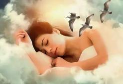 Rüyada Kendini Görmek Ne Anlama Gelir? Rüyada Kendini Uzaktan İzlemek Nasıl Yorumlanır?