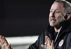 Sergen Yalçın'ın planları alt üst oldu! 2 ayrılık birden