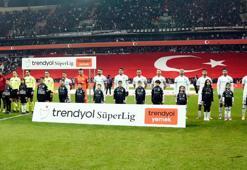 Dolmabahçe'de şehitler unutulmadı, stadyumda müzik çalmadı