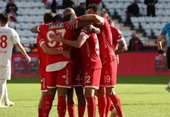 Antalyaspor kupada turladı! Umut Nayir ilk maçında gol attı
