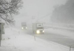 ABD’yi kar fırtınası vurdu: 6 günde 40 kişi hayatını kaybetti