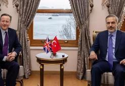 Dışişleri Bakanı Hakan Fidan, İngiliz mevkidaşı ile bir araya geldi